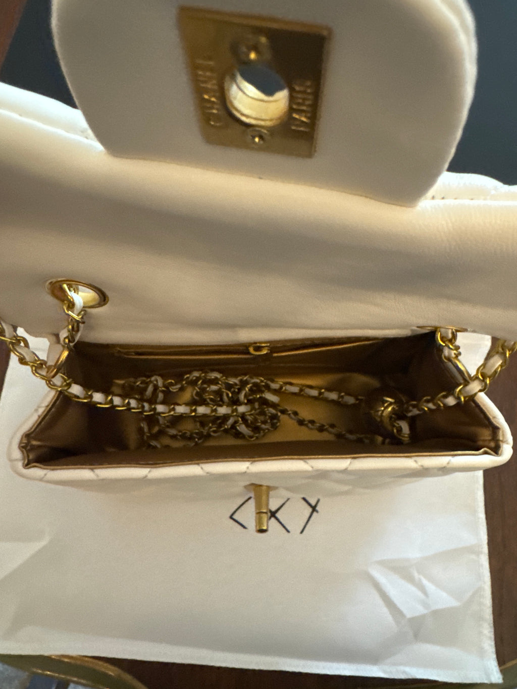 (White) Chanel handbag